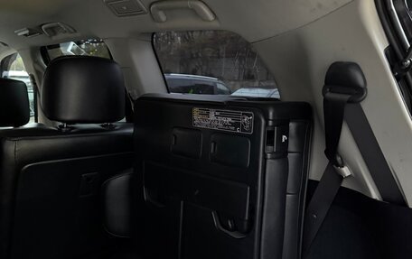 Toyota Land Cruiser 200, 2014 год, 3 160 000 рублей, 22 фотография