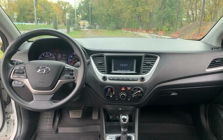 Hyundai Accent IV, 2022 год, 1 190 000 рублей, 12 фотография