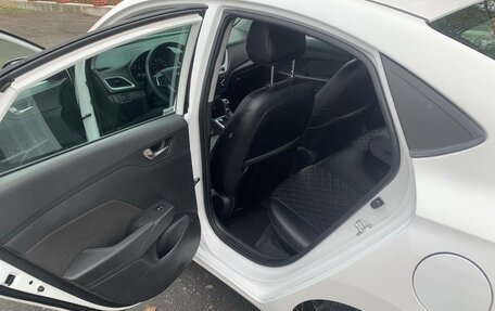 Hyundai Accent IV, 2022 год, 1 190 000 рублей, 10 фотография