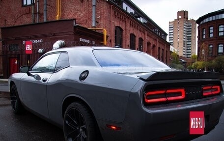 Dodge Challenger III рестайлинг 2, 2019 год, 2 700 000 рублей, 4 фотография