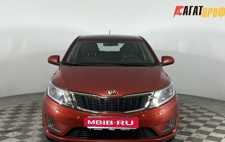 KIA Rio III рестайлинг, 2013 год, 860 000 рублей, 2 фотография