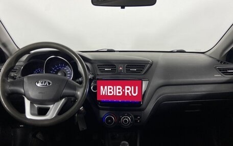KIA Rio III рестайлинг, 2013 год, 860 000 рублей, 13 фотография