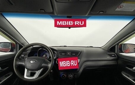 KIA Rio III рестайлинг, 2013 год, 860 000 рублей, 12 фотография