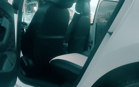 Volkswagen Polo VI (EU Market), 2012 год, 370 000 рублей, 3 фотография