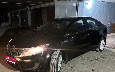 KIA Rio III рестайлинг, 2013 год, 830 000 рублей, 8 фотография