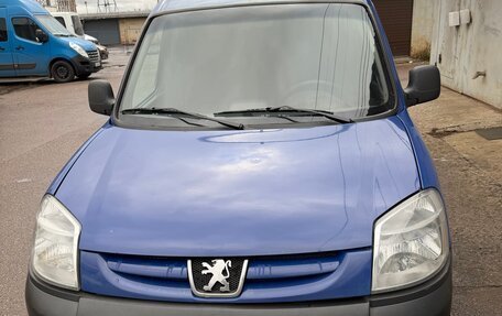 Peugeot Partner II рестайлинг 2, 2011 год, 450 000 рублей, 8 фотография