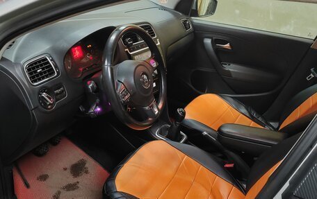 Volkswagen Polo VI (EU Market), 2013 год, 800 000 рублей, 8 фотография