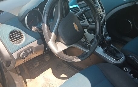 Chevrolet Cruze II, 2012 год, 750 000 рублей, 4 фотография