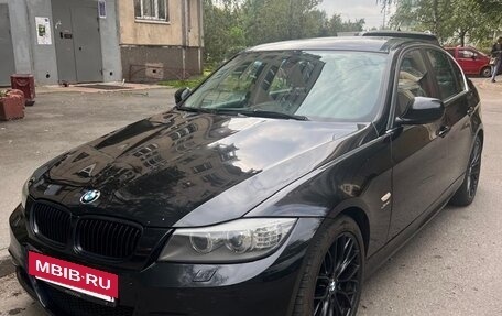 BMW 3 серия, 2011 год, 1 690 000 рублей, 3 фотография