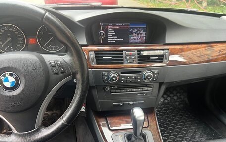 BMW 3 серия, 2011 год, 1 690 000 рублей, 15 фотография