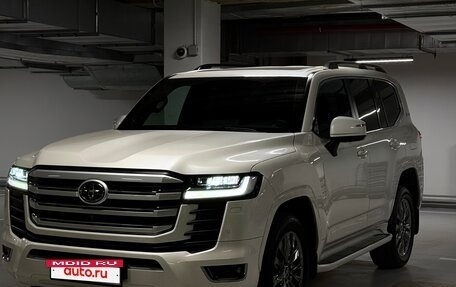 Toyota Land Cruiser, 2022 год, 11 800 000 рублей, 2 фотография