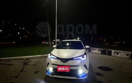 Toyota C-HR I рестайлинг, 2016 год, 1 750 000 рублей, 3 фотография