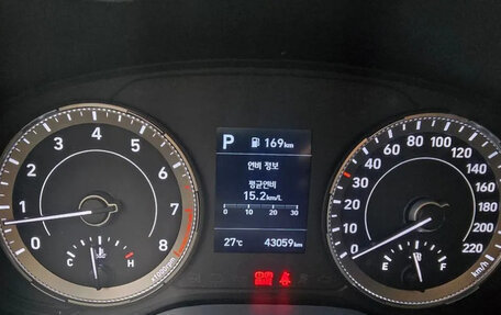 Hyundai Venue I, 2021 год, 1 700 000 рублей, 14 фотография