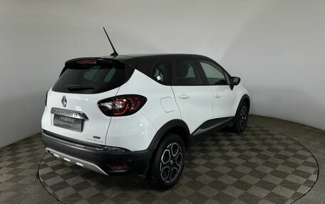 Renault Kaptur I рестайлинг, 2021 год, 1 870 000 рублей, 6 фотография