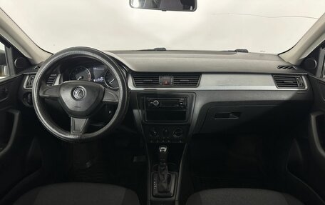 Skoda Rapid I, 2015 год, 500 000 рублей, 7 фотография