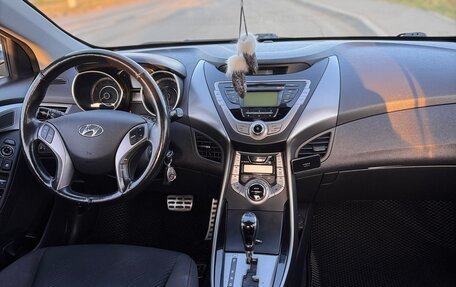 Hyundai Elantra V, 2012 год, 1 300 000 рублей, 4 фотография