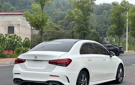 Mercedes-Benz A-Класс, 2022 год, 2 060 000 рублей, 5 фотография