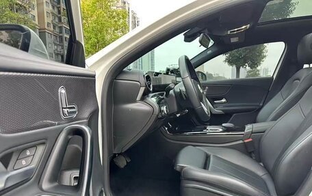 Mercedes-Benz A-Класс, 2022 год, 2 060 000 рублей, 12 фотография