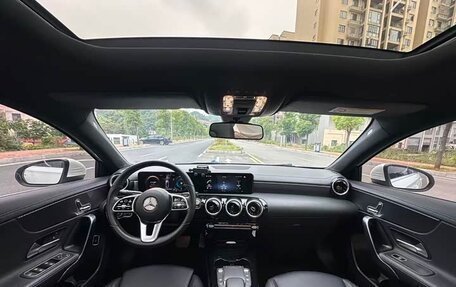 Mercedes-Benz A-Класс, 2022 год, 2 060 000 рублей, 10 фотография