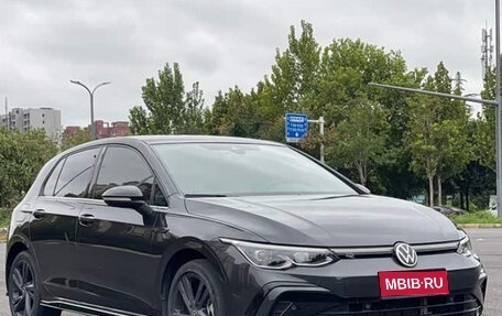 Volkswagen Golf VIII, 2022 год, 1 720 000 рублей, 1 фотография