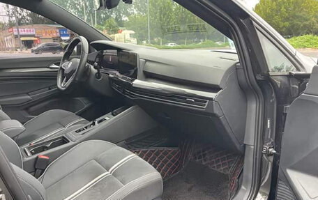 Volkswagen Golf VIII, 2022 год, 1 720 000 рублей, 10 фотография