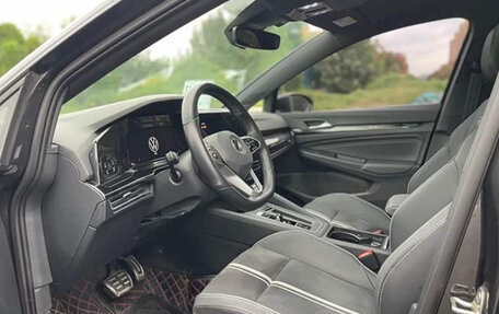 Volkswagen Golf VIII, 2022 год, 1 720 000 рублей, 9 фотография