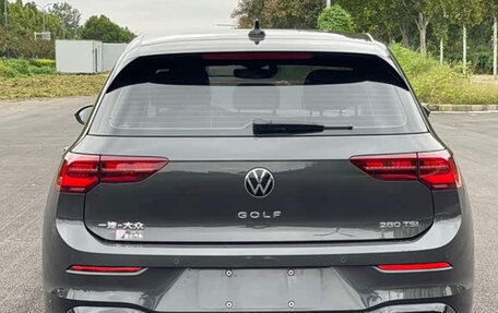 Volkswagen Golf VIII, 2022 год, 1 720 000 рублей, 5 фотография