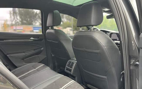 Volkswagen Golf VIII, 2022 год, 1 720 000 рублей, 13 фотография