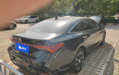 Toyota Avalon, 2023 год, 3 100 000 рублей, 2 фотография