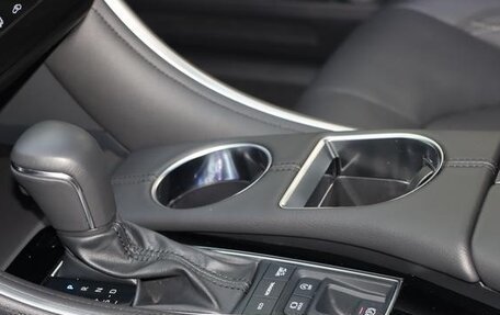 Toyota Avalon, 2023 год, 3 600 000 рублей, 9 фотография