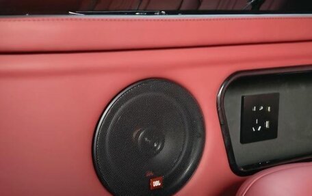 Toyota Granvia, 2023 год, 14 300 000 рублей, 21 фотография