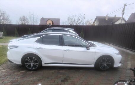 Toyota Camry, 2020 год, 2 900 000 рублей, 5 фотография