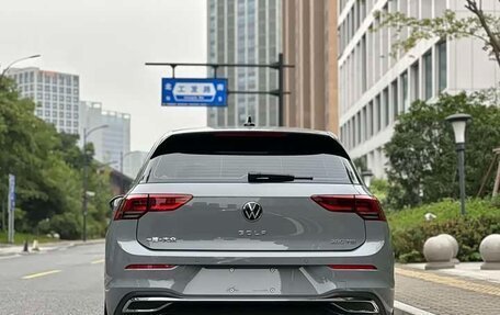 Volkswagen Golf VIII, 2024 год, 2 400 000 рублей, 6 фотография