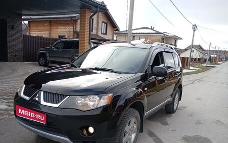 Mitsubishi Outlander III рестайлинг 3, 2008 год, 1 020 000 рублей, 1 фотография