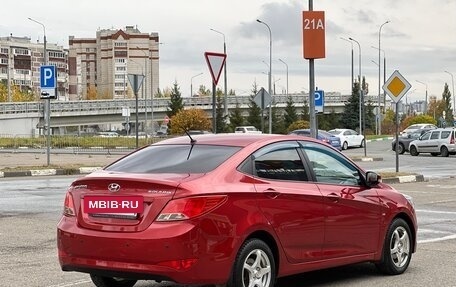 Hyundai Solaris II рестайлинг, 2015 год, 990 000 рублей, 5 фотография