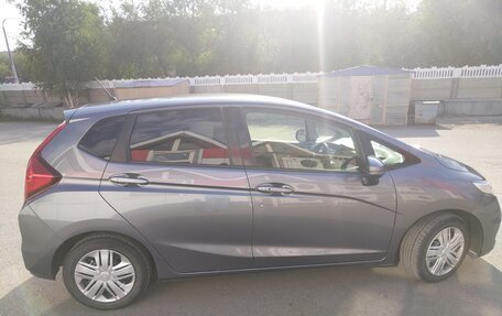 Honda Fit III, 2019 год, 1 260 000 рублей, 16 фотография