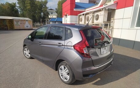 Honda Fit III, 2019 год, 1 260 000 рублей, 15 фотография