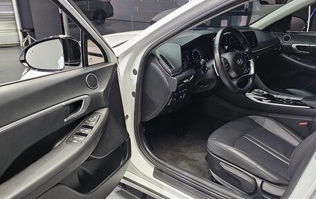 Hyundai Sonata VIII, 2022 год, 1 700 000 рублей, 5 фотография