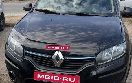 Renault Sandero II рестайлинг, 2016 год, 900 000 рублей, 1 фотография