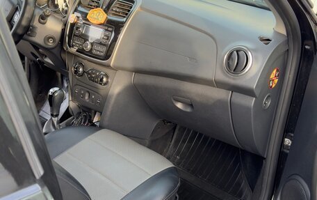 Renault Sandero II рестайлинг, 2016 год, 900 000 рублей, 11 фотография