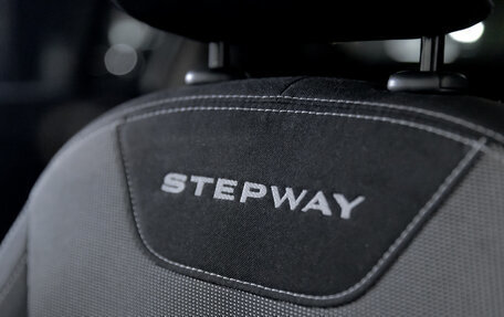 Renault Logan II, 2021 год, 1 149 000 рублей, 22 фотография