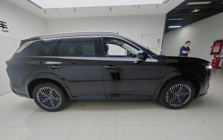 Nissan Pathfinder, 2024 год, 3 950 000 рублей, 5 фотография