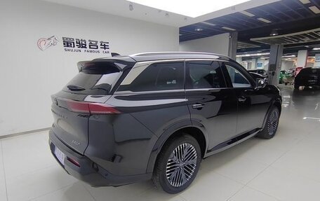 Nissan Pathfinder, 2024 год, 3 950 000 рублей, 2 фотография