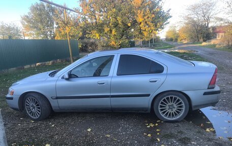 Volvo S60 III, 2001 год, 530 000 рублей, 3 фотография