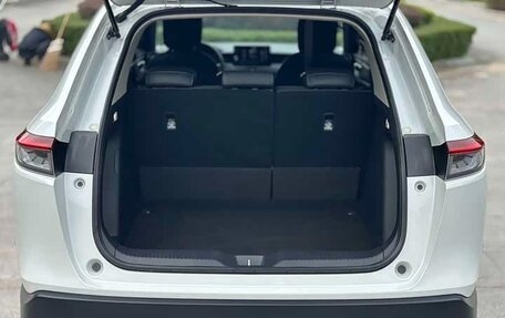 Honda Vezel, 2024 год, 1 588 000 рублей, 11 фотография