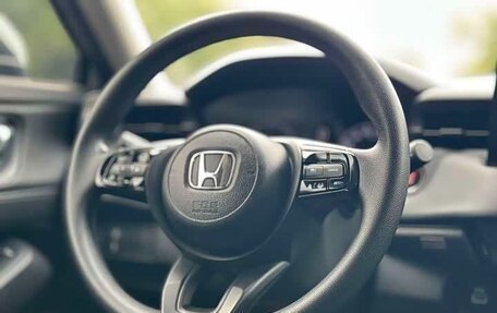 Honda Vezel, 2024 год, 1 588 000 рублей, 15 фотография