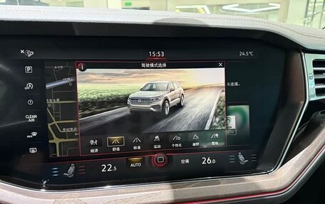 Volkswagen Touareg III, 2021 год, 3 800 000 рублей, 11 фотография