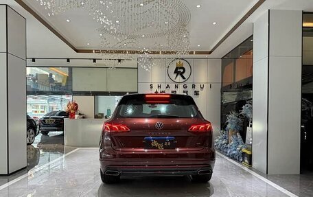 Volkswagen Touareg III, 2021 год, 3 800 000 рублей, 19 фотография