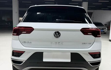 Volkswagen T-Roc I, 2022 год, 1 980 000 рублей, 6 фотография