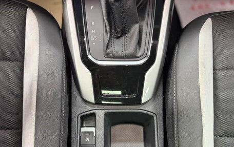 Volkswagen T-Roc I, 2022 год, 1 980 000 рублей, 13 фотография